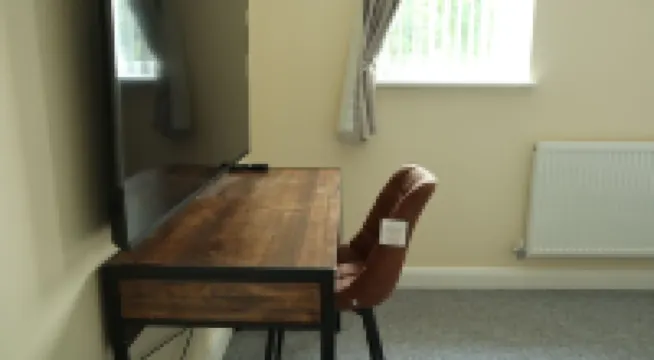 Luxury 1 bedroom open Plan apartment with free internet services