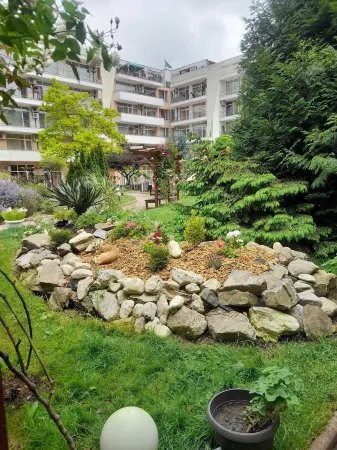 Lovely and big Studio in Grand Kamelia Komplex Near of the Sea Отели в г. Санни-Бич