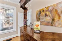 Spacious Historic Manor with Chef's Kitchen • Horse-Friendly