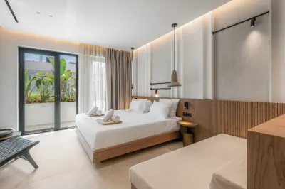 Hospi Living Stalida Beachfront Suite w Jacuzzi  4 Hotels near Stalis Beach