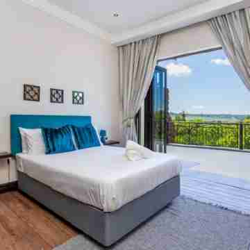 An amazing serene luxury villa in the hussle and buzzle of Gauteng. Rooms