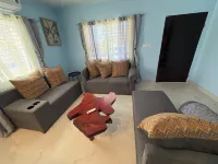 Charming 2-bedroom house with AC, WiFi in adorable Dangriga Hotels in Dangriga