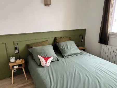 The Saint-Cyrien smile! Near Versailles and Saint Quentin en Yvelines. Отели в г. Сен-Сир-л'Эколь