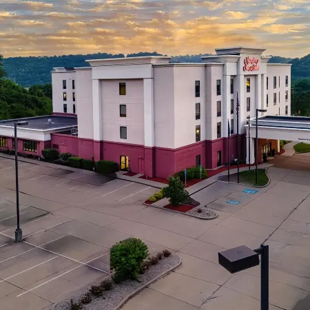 Hampton Inn & Suites Wilder