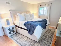 Spacious 4 BR/3 BA House Huge Backyard Close to Skiing, Red Rocks & Downtown