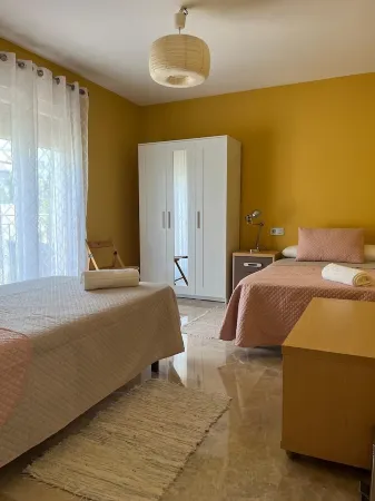 Rural Villa Granada Отели в г. Дилар