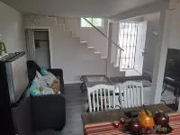 Cozy 1-bedroom apartment in charming West Covina with AC, WiFi