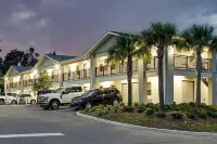 Baymont by Wyndham Ocala Suites Hotels near Silver Springs State Park