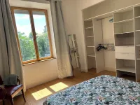 Luxurious double apartment with 100m2 terrace 5 min from Aubenas town center Hotels in Aubenas