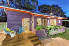 Miss Sunshine Boutique Accommodation Mount MarthaPool, Pet & Kid Friendly