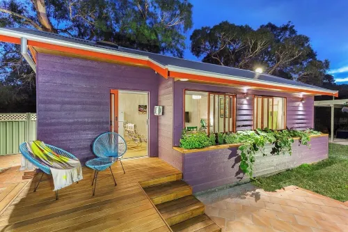 Miss Sunshine Boutique Accommodation Mount MarthaPool, Pet & Kid Friendly