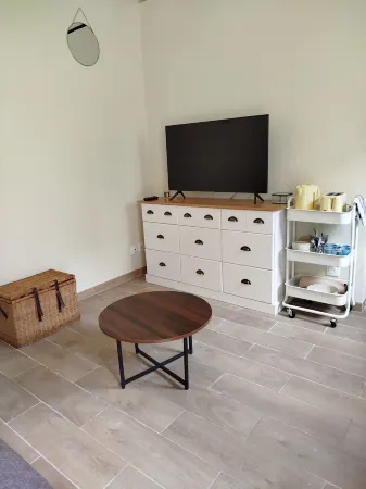 Lovely studio in the heart of downtown Отели в г. Перигё