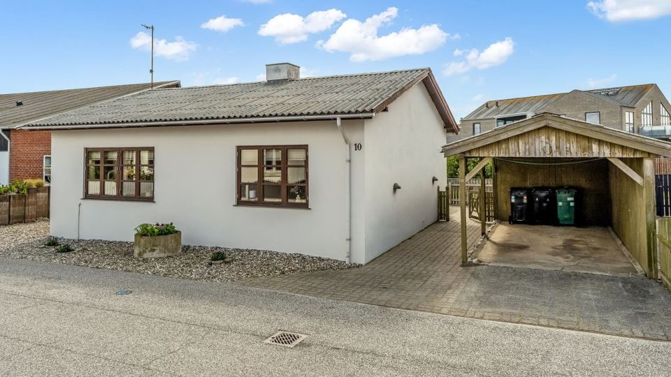 "Antine" - 400m from the sea