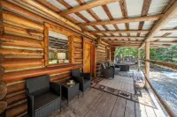 Yaak Riverfront Cabin -Hunting, Fishing & Family Get Away!