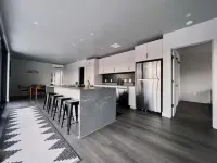 Private modern retreat close to Zion/Bryce Hotels in Kane County