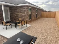 6 Beds,3-bedroom Charming home in Odessa