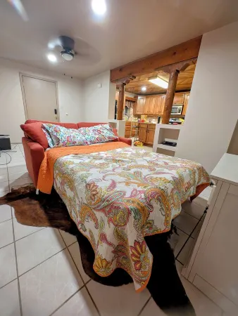 Desert Gem on 1 Acre 2bed/1 bath