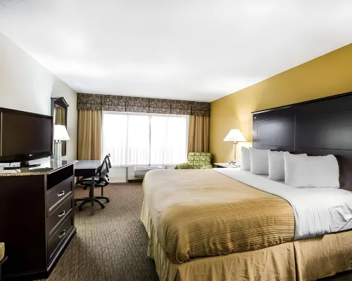 Quality Inn & Suites - Greensboro-High Point