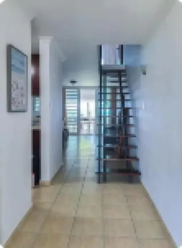 Ocean view villa walking distance to restaurants, public beach and more