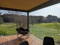 Superb new T2 - 5min from town center - meadow view فنادق في Istres