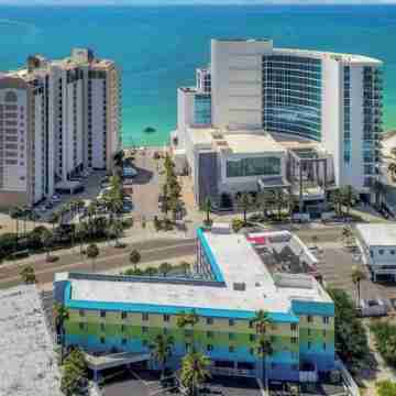 Beach & Pool Resort- 1 Min Walk To Beach Hotel Exterior