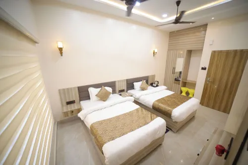 Aryavarta Hotel - 2-Star