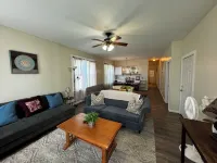 Cozy 3-bedroom apartment with AC, WiFi in lovely Troy Hotels in Troy