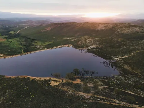 Luxury Getaway in Klein Karoo 2-bedroom at Buffelsklip Game Farm in Van Wyksdorp Hotels in Kannaland Local Municipality