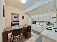 Cozy One Bedroom Basement Apt with Free Parking