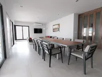 Water Front property for large families. With all the amenities you need. Hotels in Chelem