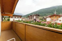 Olympic Palace - Mountain view
