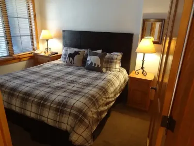 Amazing Condo in Keystone River Run Village, Walk to Slopes Hotels in River Run