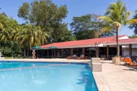 Best Western Las Mercedes Airport - Pool