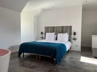 Aux Charmes Hotels in Bezinghem