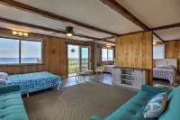 Charming Oceanfront Home on Salisbury Beach - Homestays