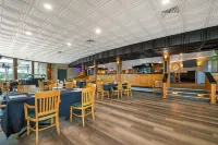 PAR 5 Resort Hotels in Manitowoc