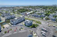 GORGEOUS NEW Fenwick Island Duplex with views of LIGHTHOUSE COVE