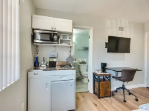 Cozy Simi Valley Studio < 10 Mi to Hiking & Golf Hotels in Simi Valley