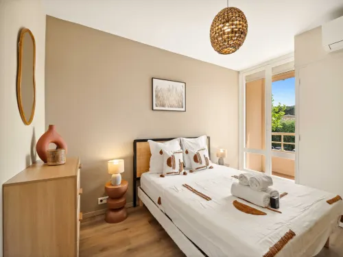 Modern apartment sea view -2BR-4P- Saint-Tropez - 3-Star