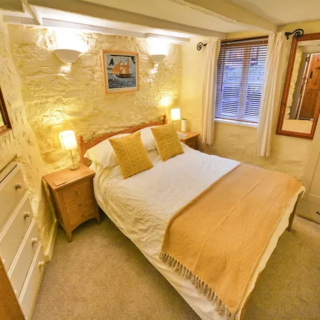 Cottage in Kingsand with Stunning Sea Views