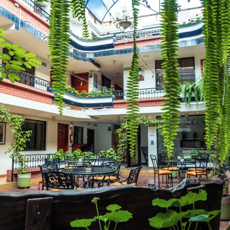 Hotel El Indio Inn