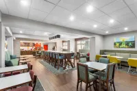 Hampton Inn Huntington University Area - breakfast