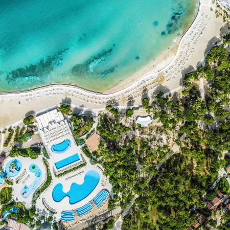 Zaton Holiday Resort