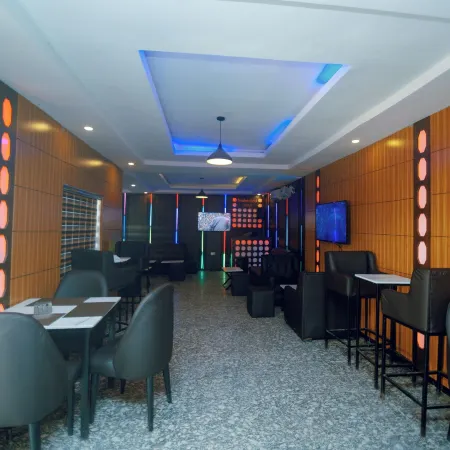 Presken Hotel Residence, Gra Ikeja, Lagos