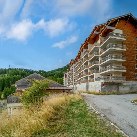 Cozy 2- bedroom Mountain Apartment in Allos.
