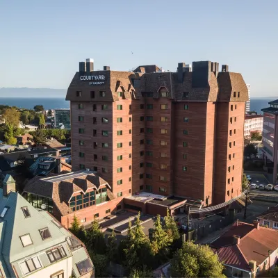 Courtyard Puerto Montt Hotels near Casona Cultural ex Banco Llanquihue