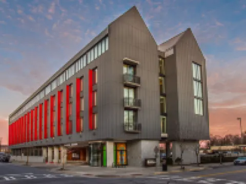 โรงแรม อินดิโก เอเธนส์ ยูนิเวอร์ซิตี้ แอเรีย บาย IHG โรงแรมในเอเธนส์