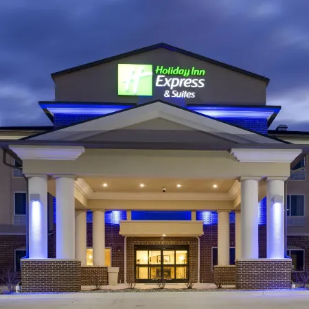 Holiday Inn Express & Suites NEVADA by IHG