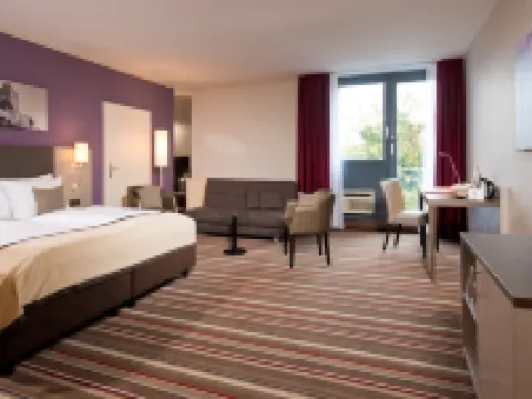 โรงแรมเลโอนาร์โด สนามบินฮันโนเฟอร์ โรงแรมในLangenhagen