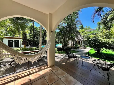 Hotel El Manglar y Cantarana